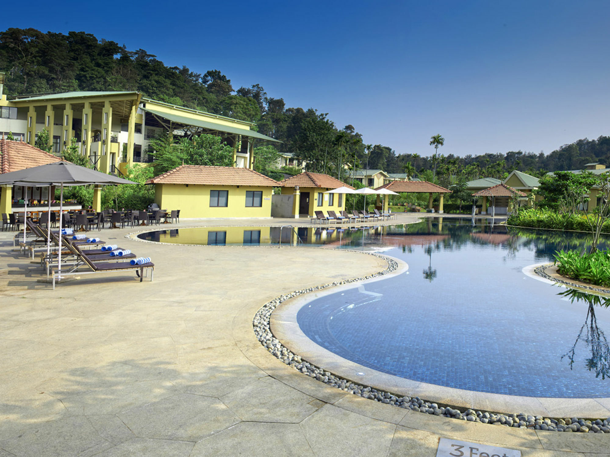 Hotel Club Mahindra Virajpet, Coorg Exterior foto